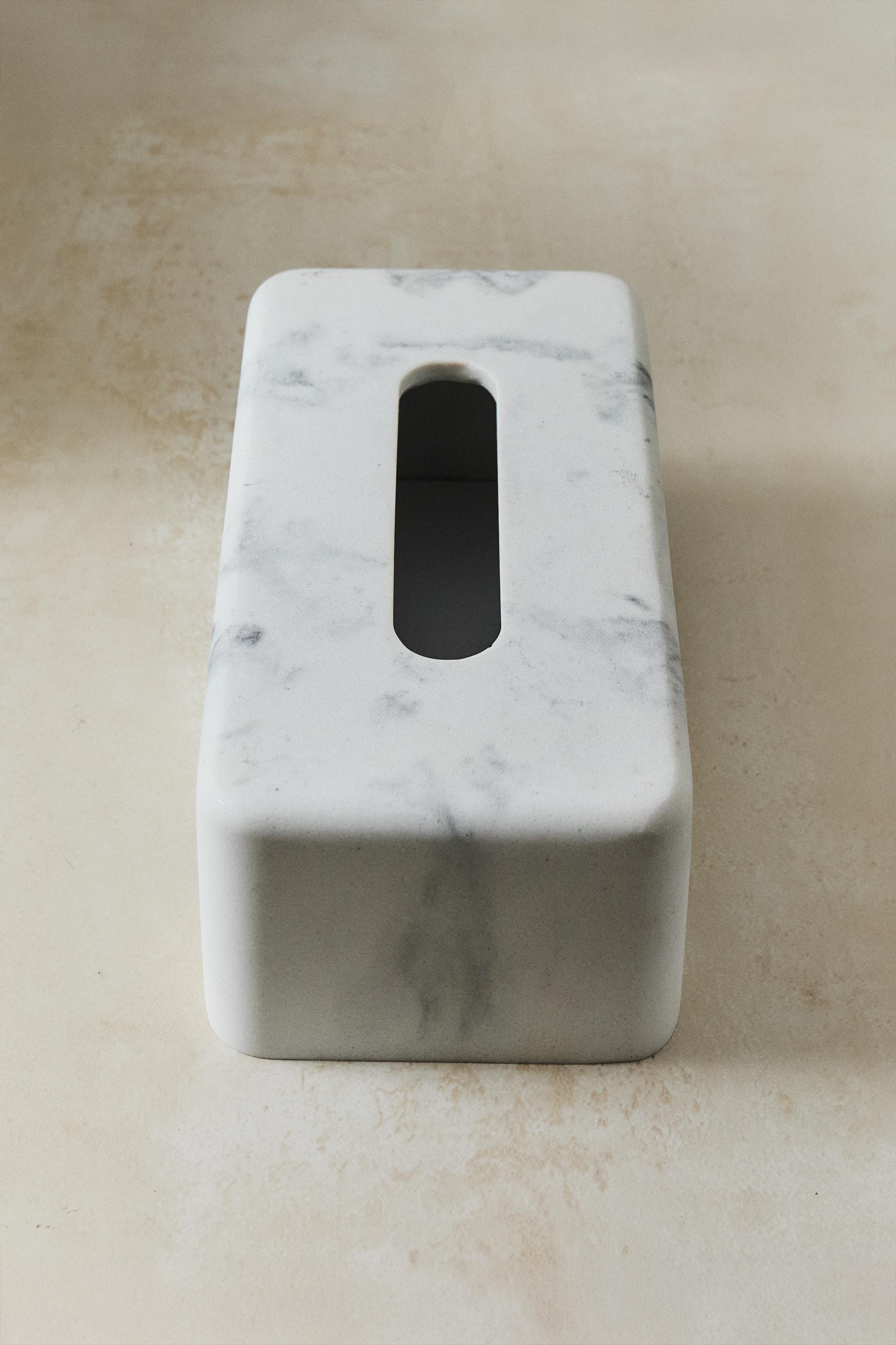 BOÎTE À MOUCHOIRS EFFET MARBRE